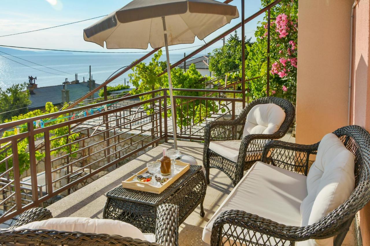 Apartmani Krijesnica Zengg Kültér fotó