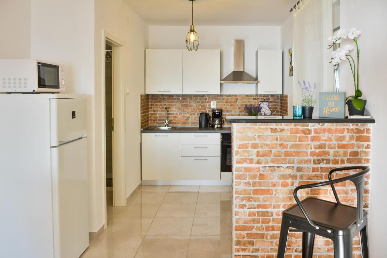 Apartmani Krijesnica Zengg Kültér fotó