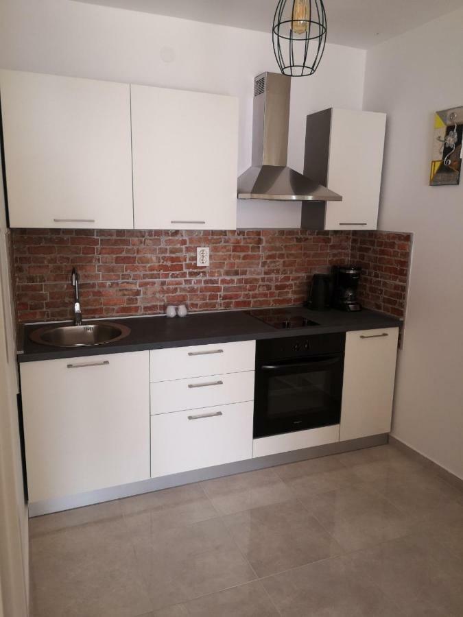 Apartmani Krijesnica Zengg Kültér fotó